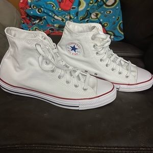 Converse High tops *BRAND NEW*